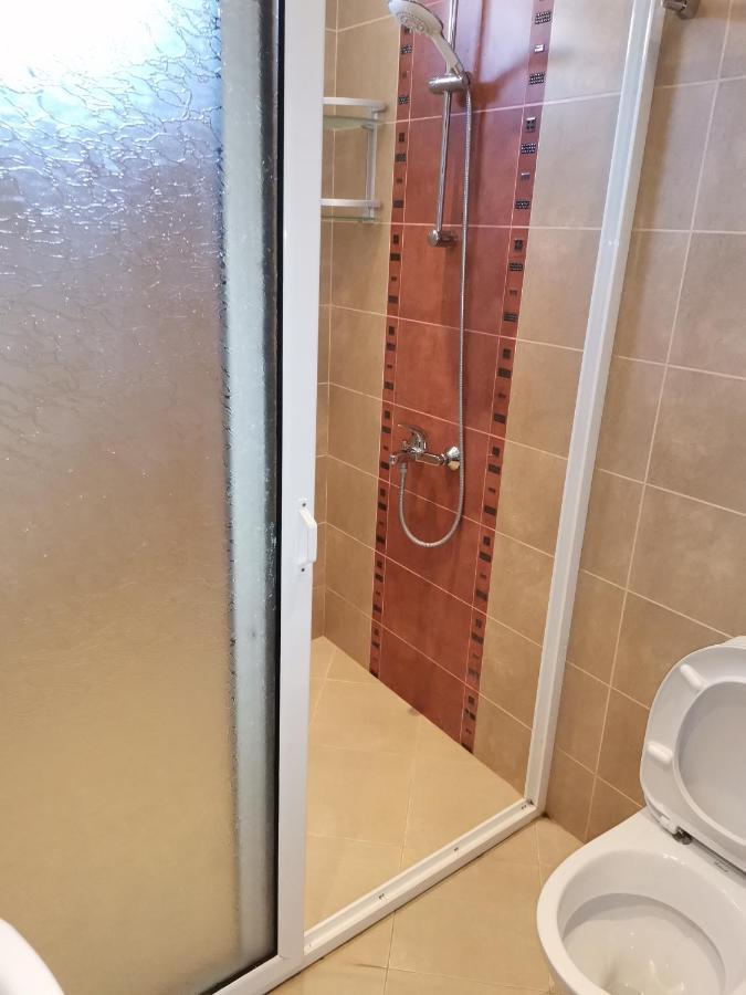 פאבל באניה Guest Rooms Mihaylovi מראה חיצוני תמונה
