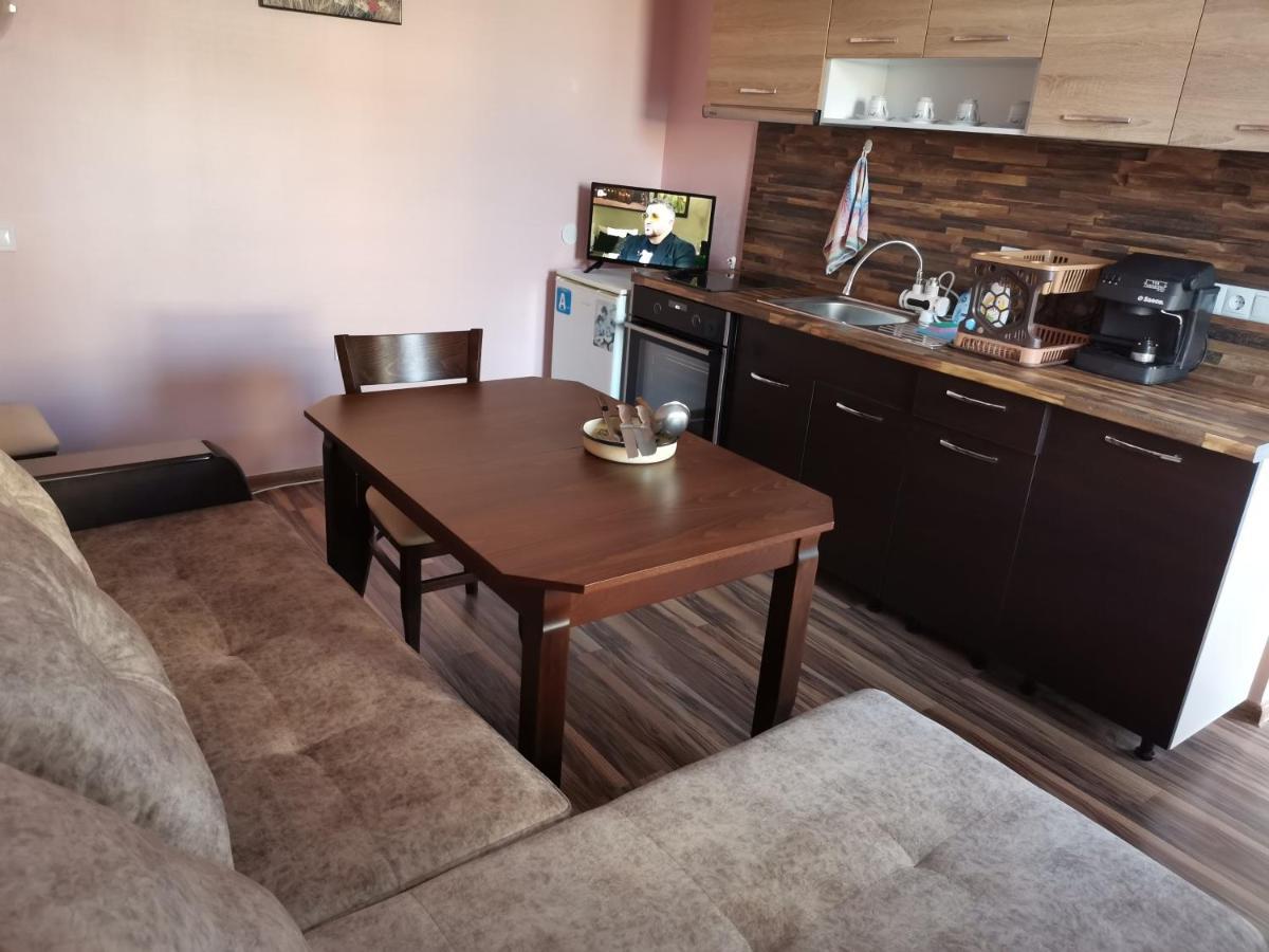 פאבל באניה Guest Rooms Mihaylovi מראה חיצוני תמונה